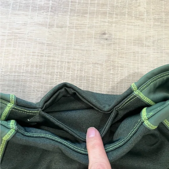 GOOD AMERICAN the dual life tonal biker shorts in heathered forest size 0 - Picture 5 of 14